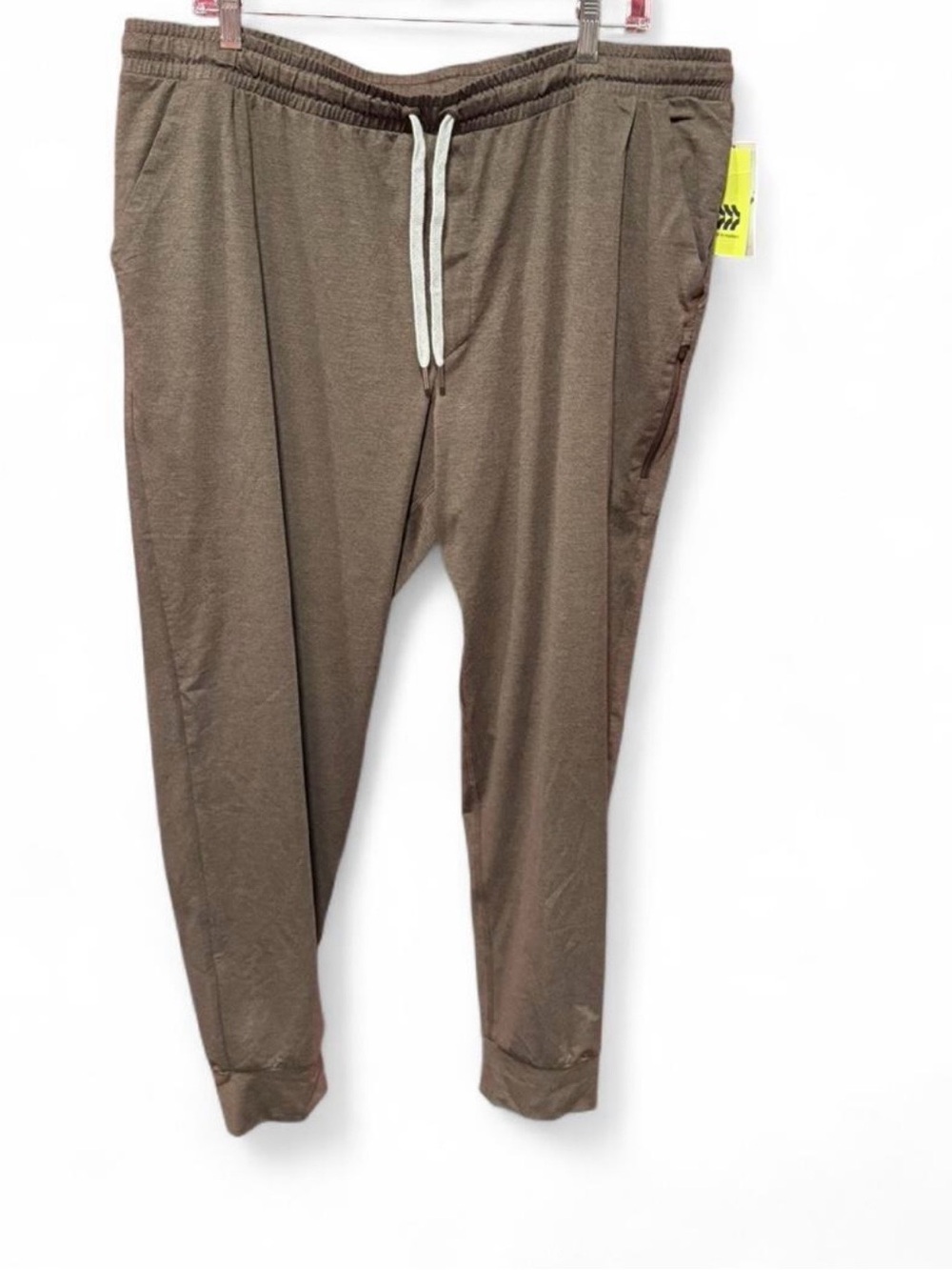 All in Motion joggers brown